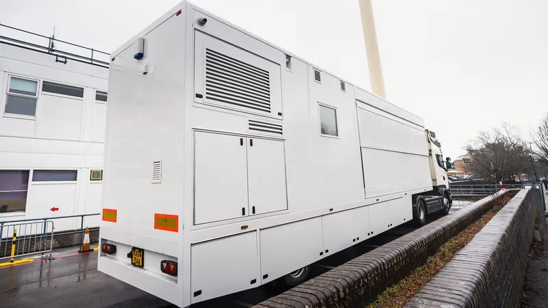 Decontamination Plus exterior in transport configuration