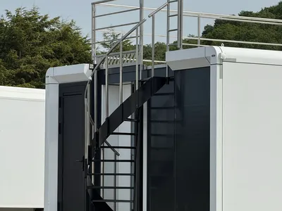 Expandable trailer optional staircase and terrace access